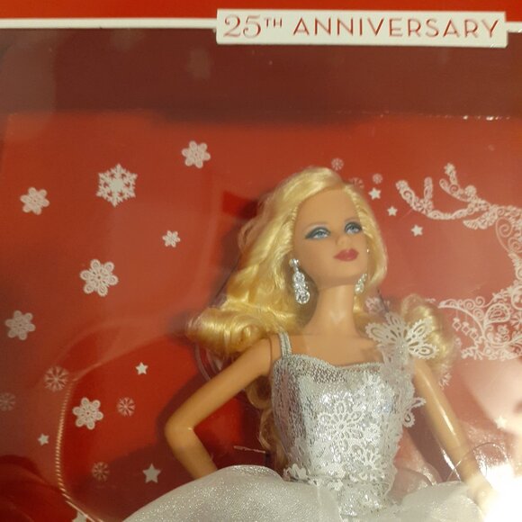 2013 BARBIE HOLIDAY EDITION 25 ANNIVERSARY NWT IN BOX NEW CONDITION - Picture 4 of 17